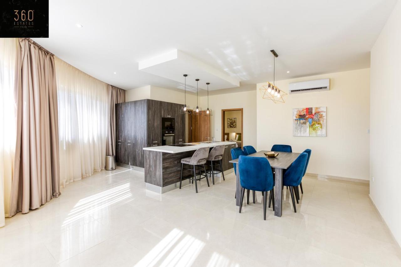 Luxury Beautiful Penthouse With Amazing Views & Ac By 360 Estates Apartment Marsaxlokk Bagian luar foto