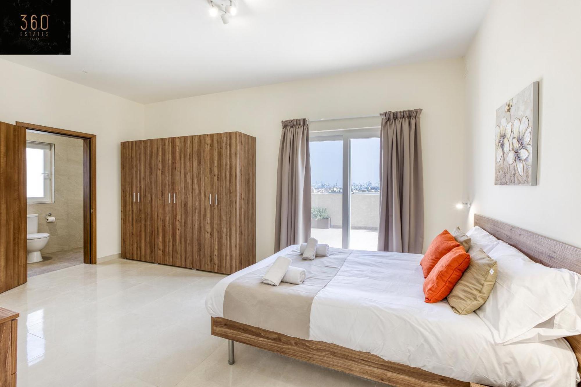Luxury Beautiful Penthouse With Amazing Views & Ac By 360 Estates Apartment Marsaxlokk Bagian luar foto